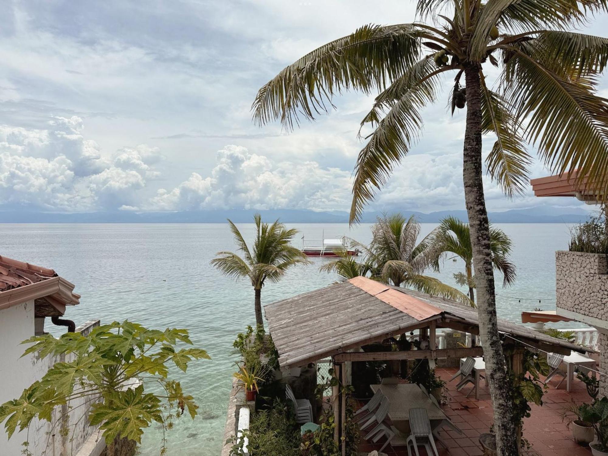 Sunset Beach Resort Moalboal Exterior foto